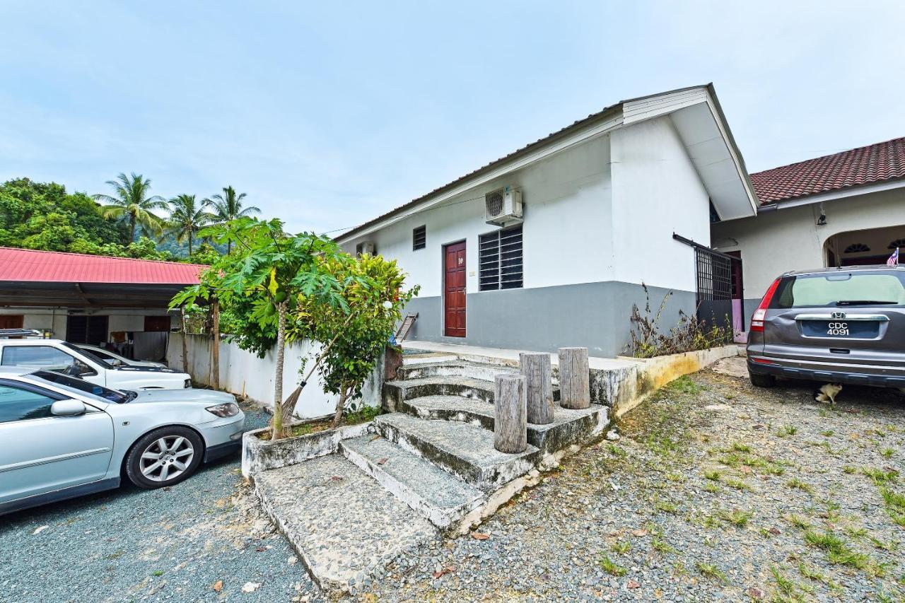 Dtahan Motel Taman Negara 쿠알라타한 외부 사진