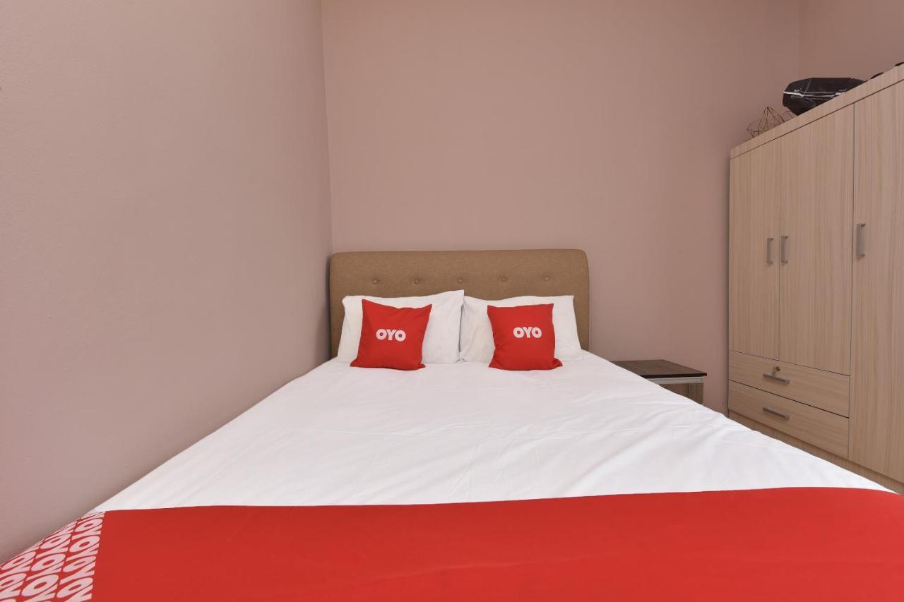 Dtahan Motel Taman Negara 쿠알라타한 외부 사진